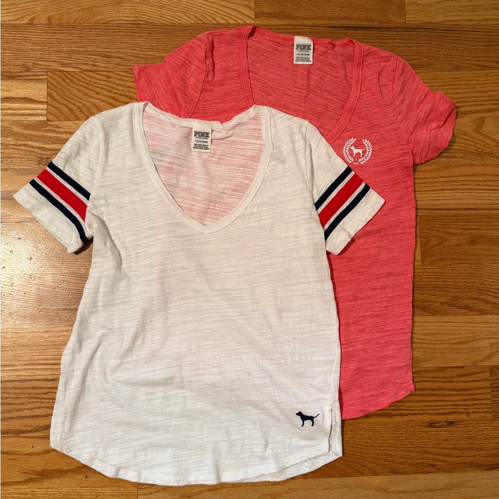 PINK Victoria's Secret V-neck Tees Set